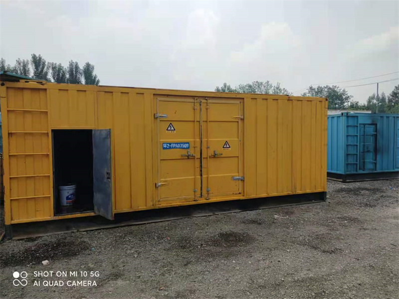 洪山200KW柴油发电机组需要配备什么型号的电缆线？